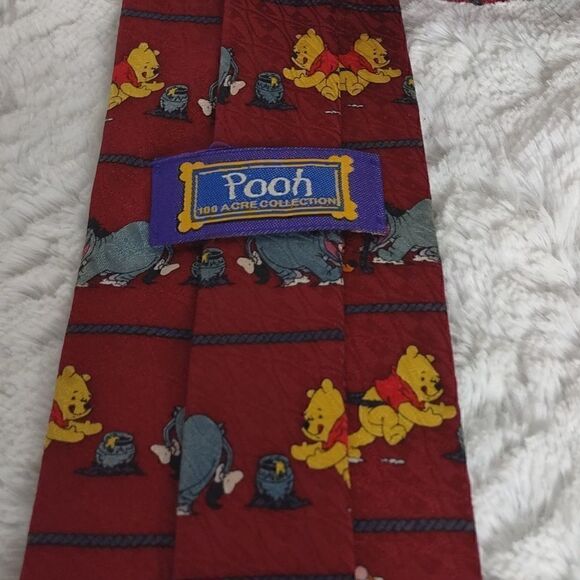 Pooh 100 Acre Collection Men's Silk Neck Tie - Picture 3 of 6
